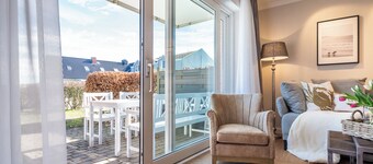 Apartment 'Komfort-Appartement Strandperle' with Sea View, Private Terrace and Wi-Fi