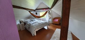 2 habitaciones, wifi gratis y ropa de cama 