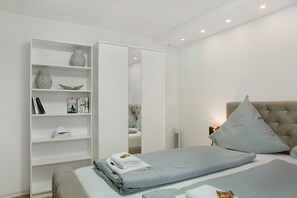 1 bedroom, iron/ironing board, free WiFi, bed sheets - Apartment 'Neuburg 7 - New' with Balcony and Wi-Fi (Neuburg an der Donau)