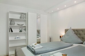 1 soverom, strykejern/-brett, wi-fi (inkludert) og sengetøy