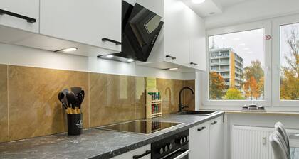 Ferienwohnung 'Modern Apartments Neuburg 7' mit Parkplatz, Balkon und Wi-Fi