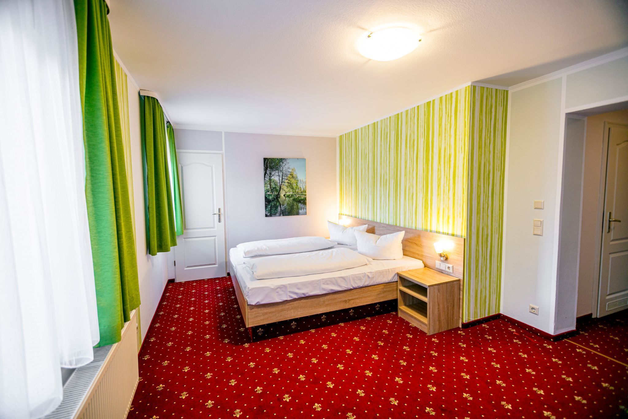 Doppelzimmer Komfort Mit Balkon Inkl. Frühstück - Hotel Zum Goldenen Löwen - Cottbus
