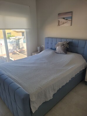 2 quartos, ferros/tábuas de passar roupa, berço de viagem, Wi-Fi