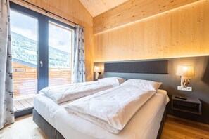 4 bedrooms, free WiFi