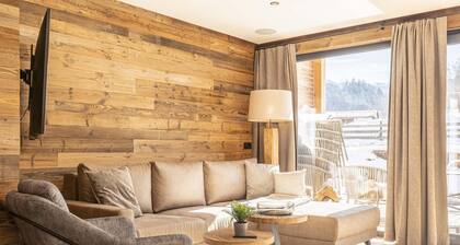 Holiday home with sauna and pool (No Deposit)