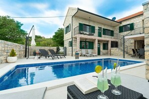 Pool - Villa Didovi Snovi Lišane (LIŠANE OSTROVIČKE)