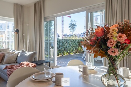 Dockside Floor, Hamptons style II at the harbor