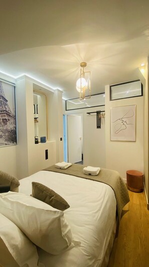 2 bedrooms, desk, iron/ironing board, travel cot - Luxury 10 min Paris - Feifei's Home & Spa (Asnières-sur-Seine)