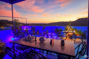 Outdoor dining - casa voyager chefchaouen (Chefchaouene)