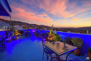 Outdoor dining - casa voyager chefchaouen (Chefchaouene)