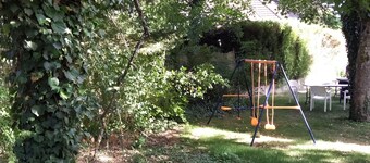 15-person gite with 6 bedrooms and bar area ideal for family reunions!