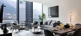 Modern Condo | Mountain Views & Pool Access