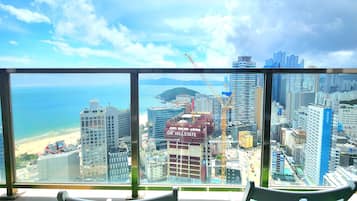 Panoramic Suite, Sea View | 1 bedroom, individually furnished, blackout drapes, soundproofing
