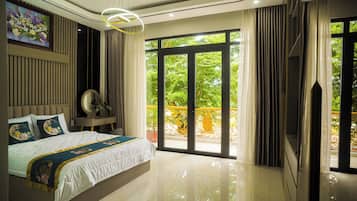 Phòng đơn Superior, 1 giường cỡ queen, ban công, quang cảnh hồ | Minibar, màn/rèm cản sáng, giường gấp/giường phụ (phụ phí)