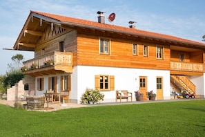 Exterior - in the holiday home Vorbergblick (Reichersbeuern)