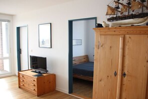 2 bedrooms, free WiFi