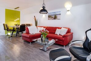 Smart TV, fireplace, books, stereo - Captain James Cook Olpenitz (Olpenitz)