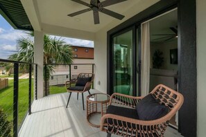 Terrace/patio - Palms at Arricola B I Team Joseph Ellen (St. Augustine)