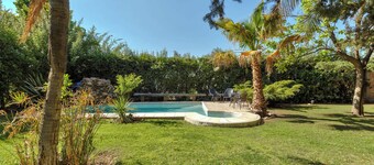 MOT Rentals + Wine Country Alzaga - 4 Bd House Pool, BBQ