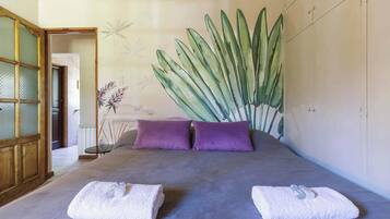 4 chambres, fer et planche Ă repasser, Wi-Fi, draps fournis