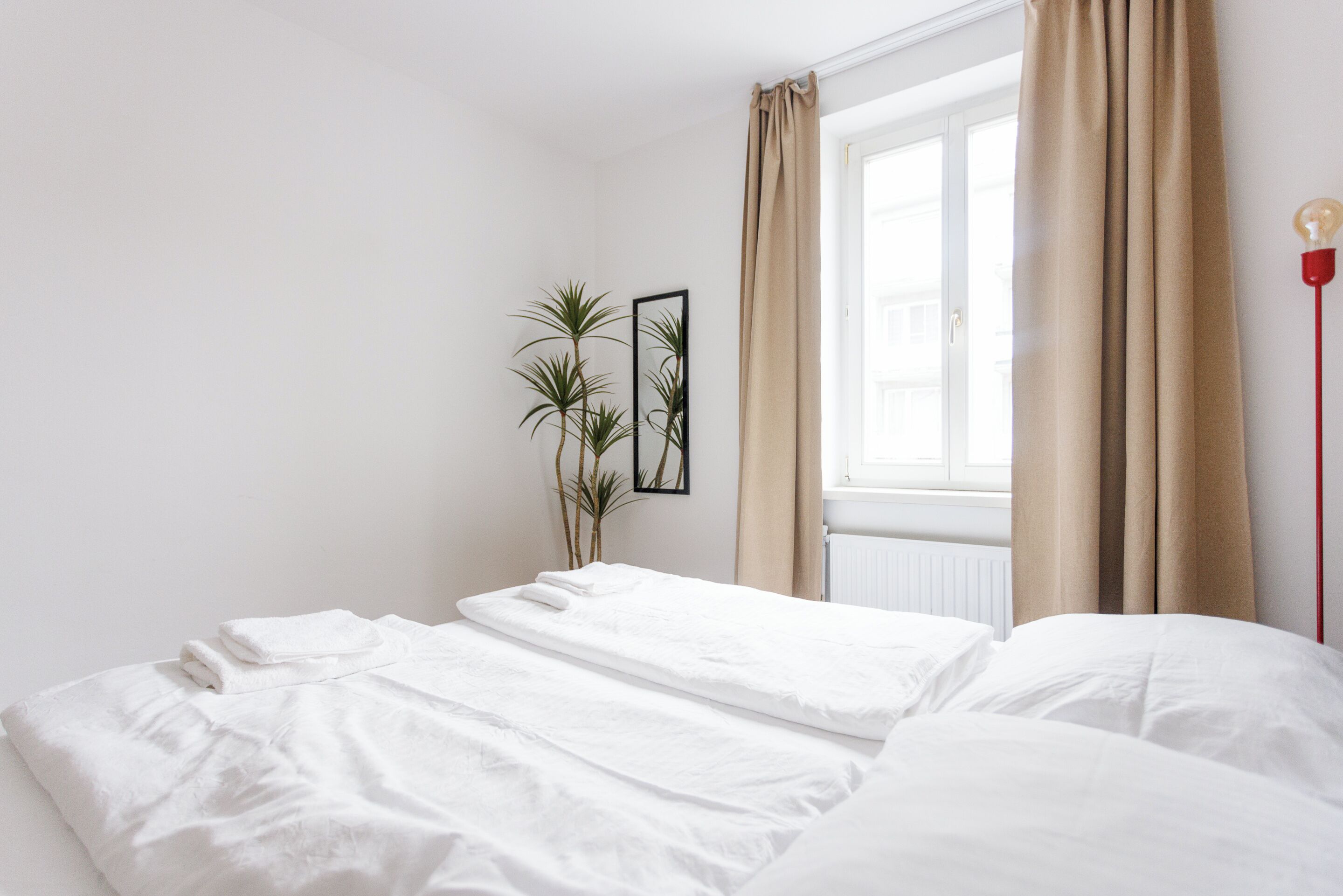 3 Schlafzimmer, Schreibtisch, Reisekinderbett, WLAN