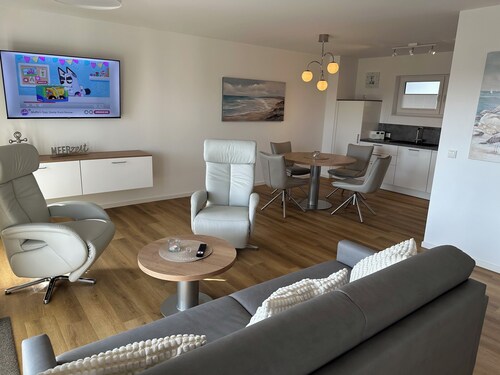 Tolles Ferienapartment mit Sauna, Balkon und Meerblick -  nur 200 m zum Strand!