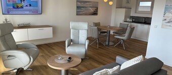 Great vacation apartment with sauna, balcony and sea view - only 200 m to the beach!
