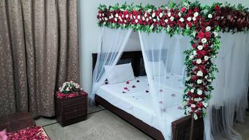 1 bedroom, soundproofing