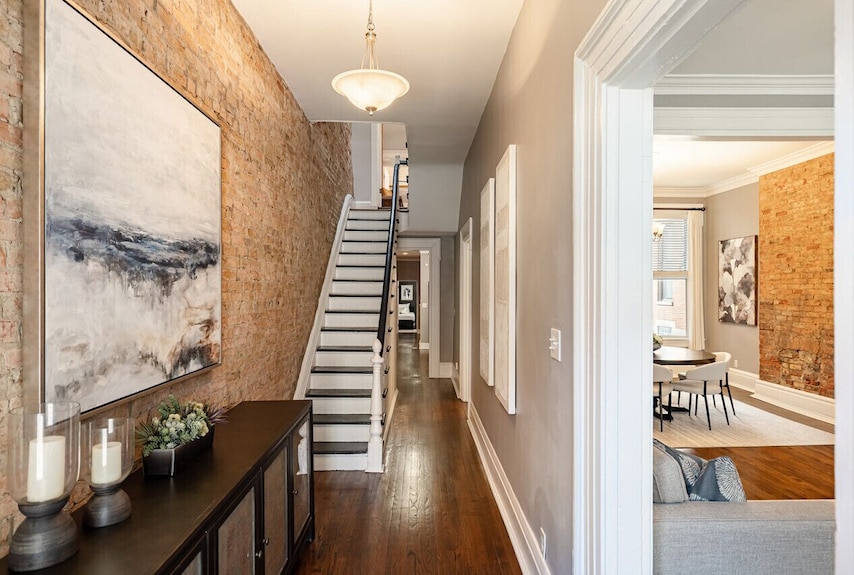 Luxury Urban Mansion | Walk To All + Easy Parking - Cincinnati