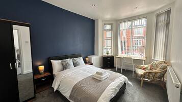1 bedroom, desk, iron/ironing board, free WiFi