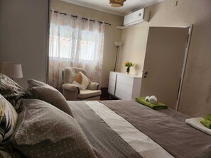 1 bedroom, iron/ironing board, WiFi, bed sheets