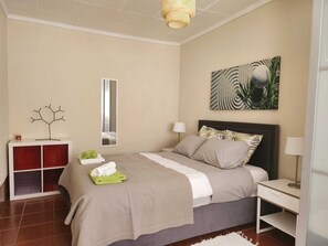 1 bedroom, iron/ironing board, WiFi, bed sheets