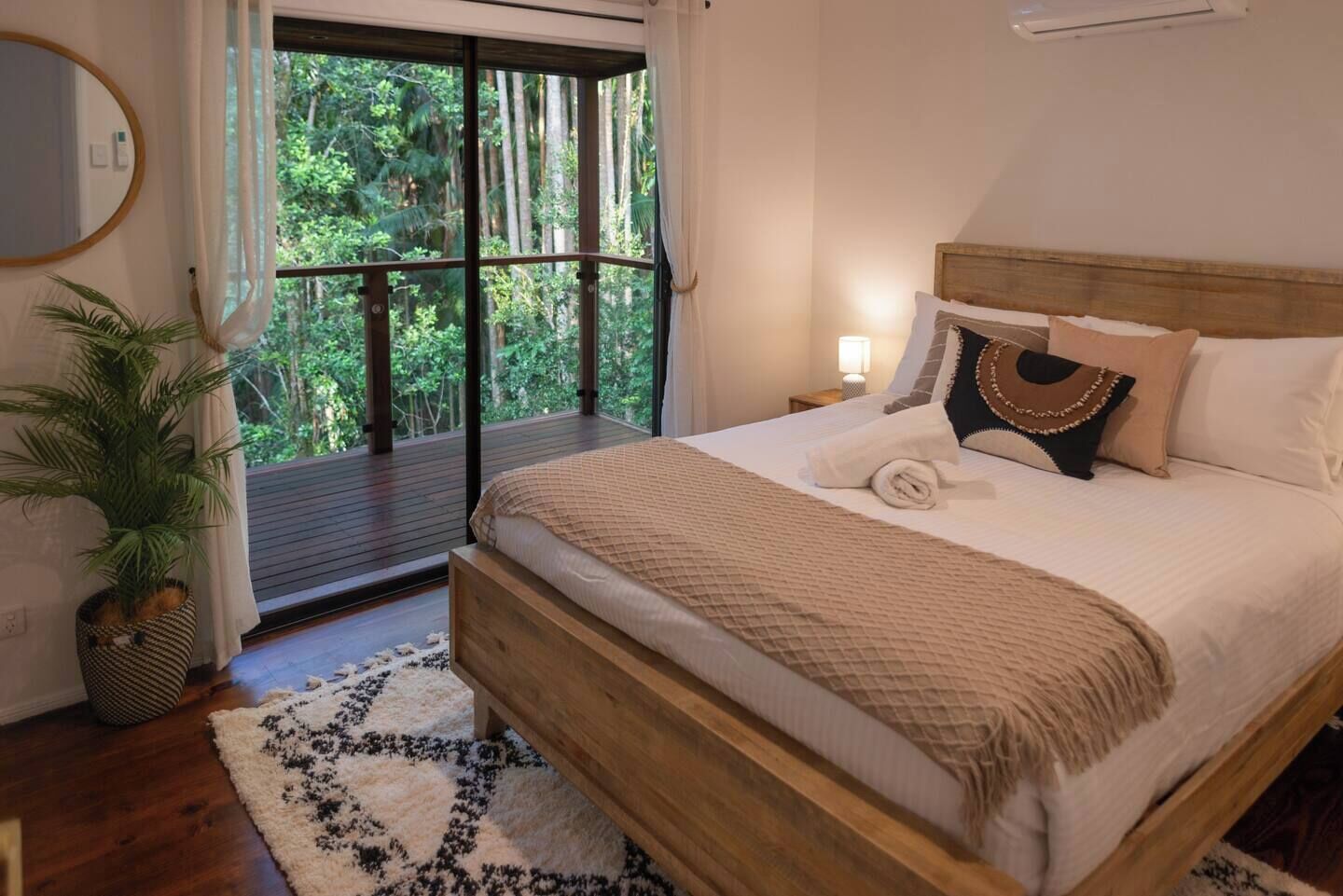 4 chambres, fer et planche à repasser, lit parapluie, Wi-Fi gratuit