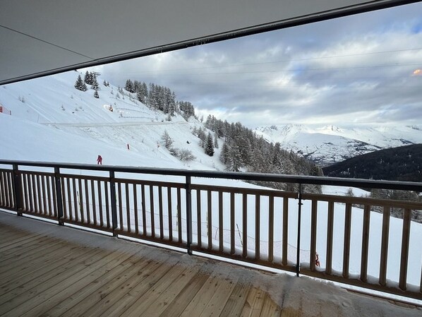 Property grounds - High-End Apartment 6 Pers, Private Parking, Plagne Center (La Plagne-Tarentaise)