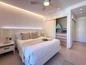 2 bedrooms, iron/ironing board, travel cot, WiFi - Awesome new beach apartment w/ Picuzzi (Punta Cana)