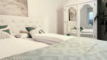 1 makuuhuone, silitysrauta/-lauta, Wi-Fi, vuodevaatteet