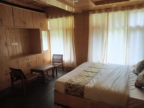 Estudi en suite de luxe | Wifi gratuïta 