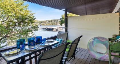 Lakefront Bungalow Near Margaritaville
