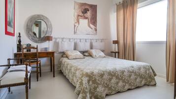 2 chambres, fer et planche Ă repasser, Wi-Fi gratuit, draps fournis