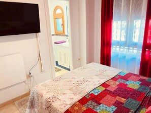 1 bedroom, free WiFi, bed sheets