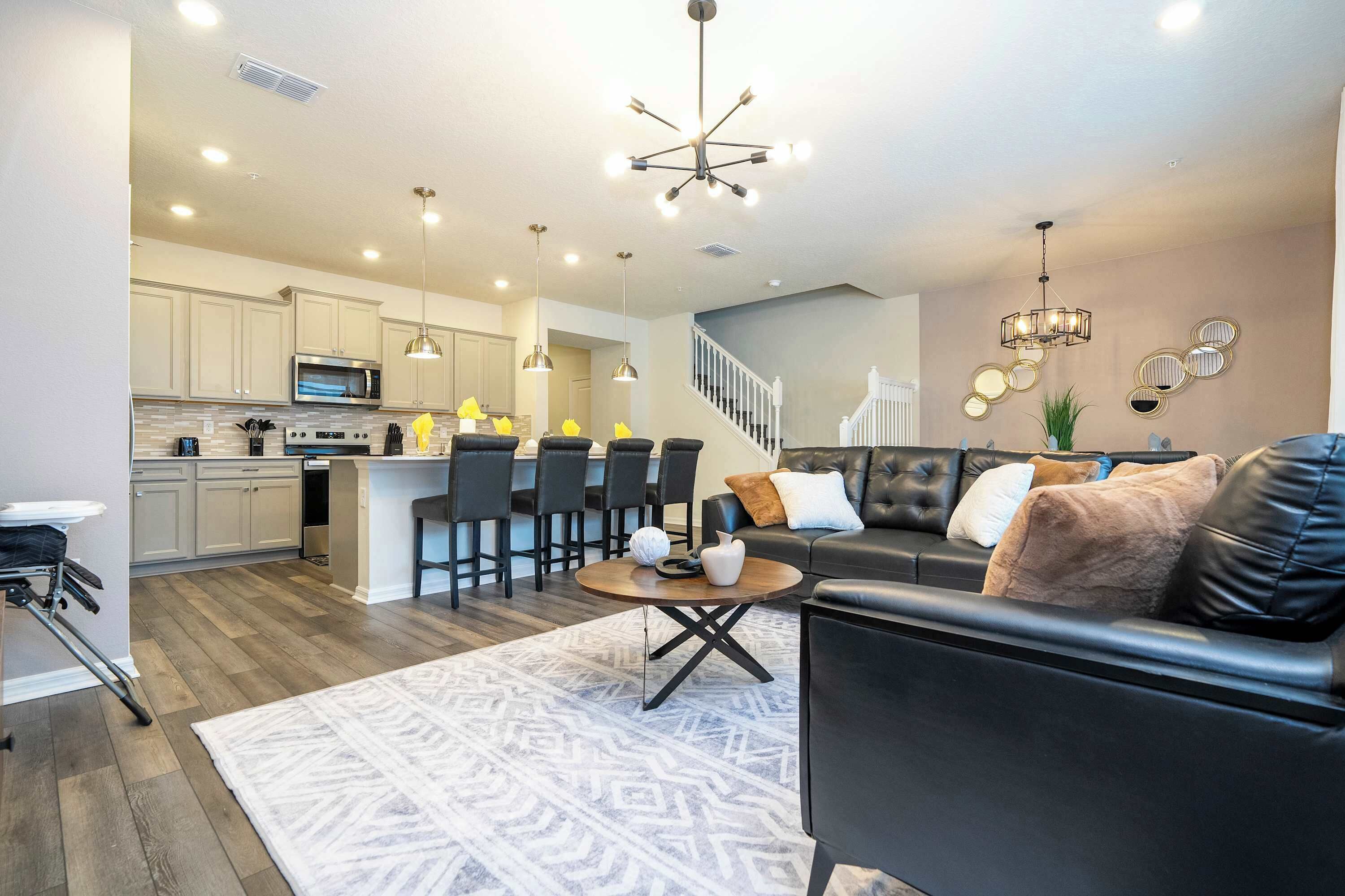 電視、DVD 播放機、音響、 辦公室