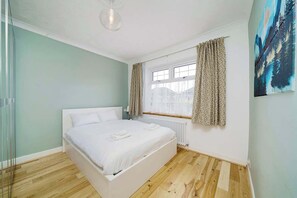 3 Schlafzimmer, Bügeleisen/Bügelbrett, WLAN, Bettwäsche