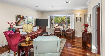 The Perch on Main | Top Floor D/T Carbondale Condo