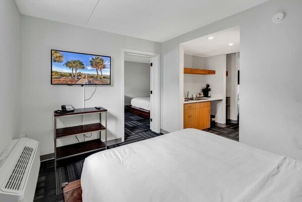2 bedrooms, WiFi, bed sheets