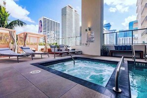 Piscine couverte