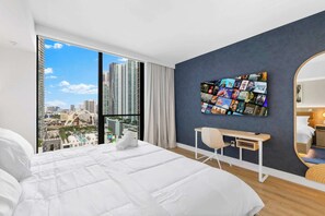 Desk, WiFi, bed sheets