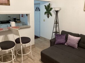 Smart TV, books, offices