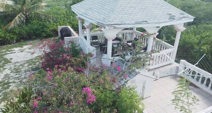 Colwins #4 For Families/Couples/Singles Sleeps 4