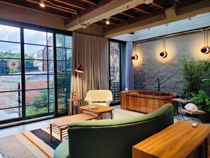 Apartment | 6 bedrooms, Internet - 6BR Designer Retreat With Jacuzzi Near Provenza (Medellín)