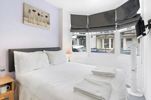 1 bedroom, internet, bed sheets